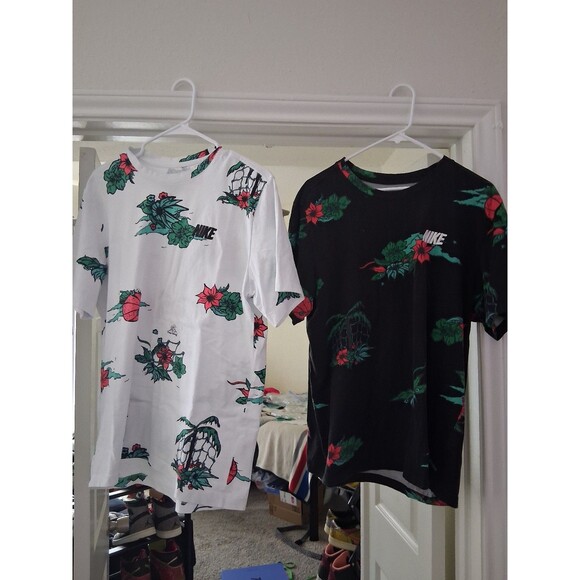 R A R E- NIKE HOOP ISLAND Tshirts - Day and Night versions- Excellent condition - Picture 1 of 5